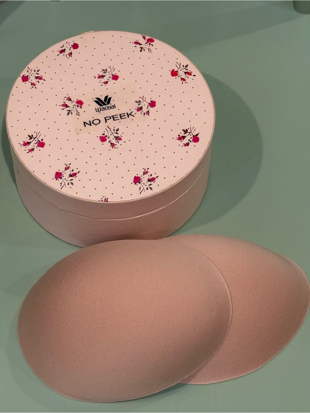 Wacoal No Peek Molded Foam Cups Large D/DD